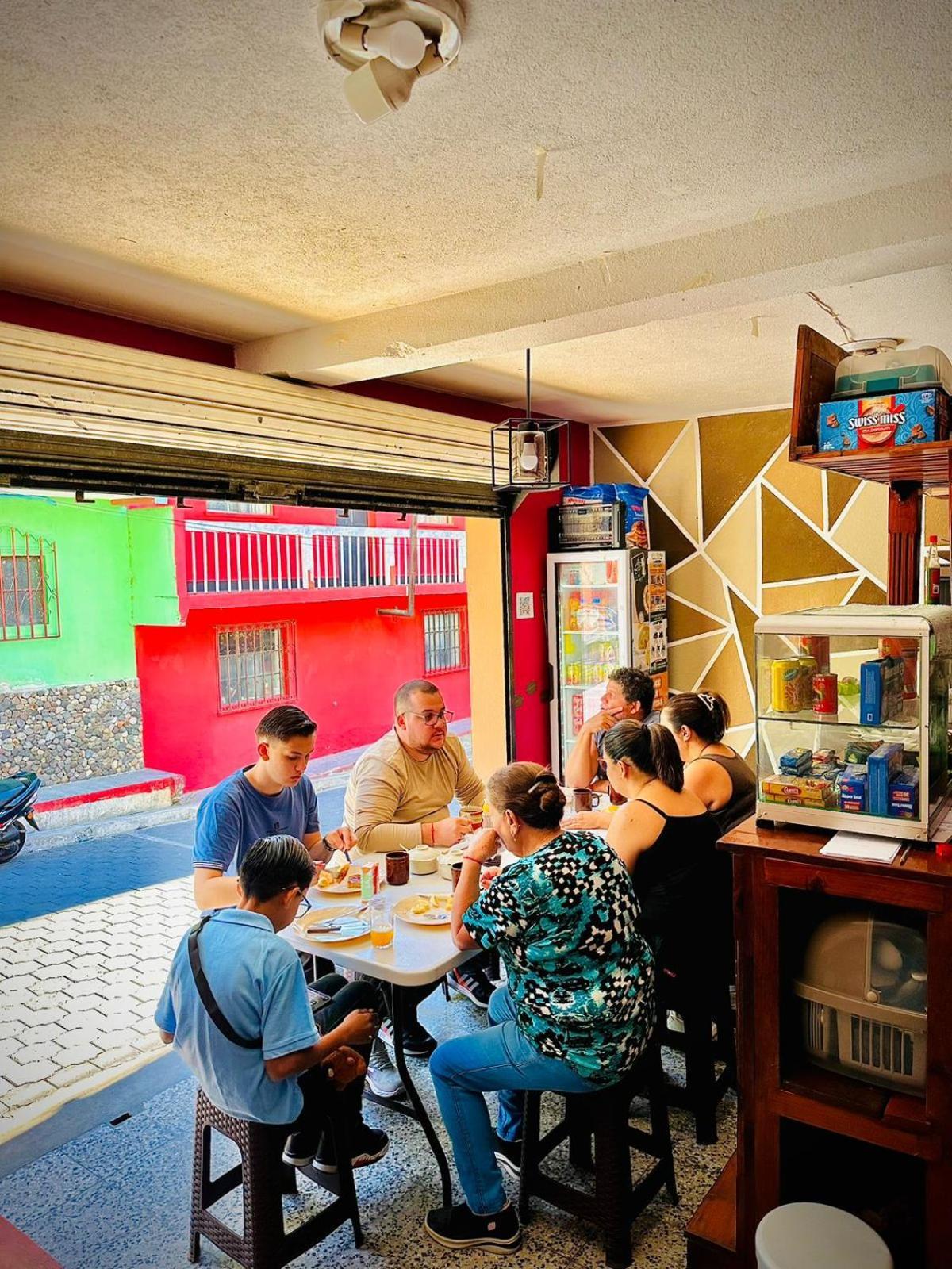 Hostal Sweet Dreams 帕纳哈切尔 外观 照片